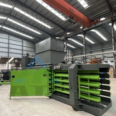 Afvalpapier en oude kleding Hydraulische balermachine met drank karton comprimeren