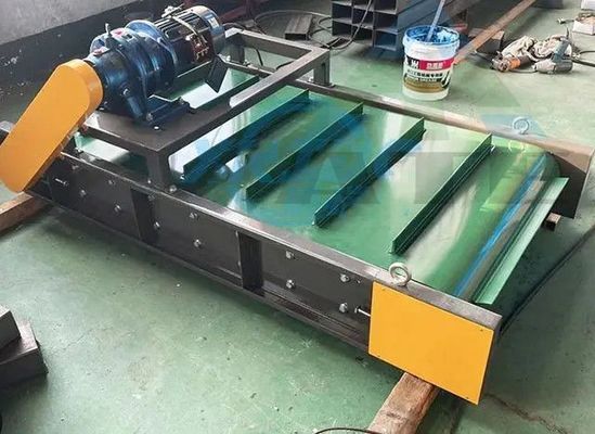 Eenvoudige werking PCB-platen over gordel Magnetische scheider voor hernieuwbare hulpbronnen industrie