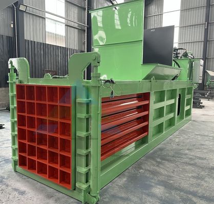 Horizontale hydraulische baler voor metaalschroot, kleding, aluminium blikken en papierverpakkingen
