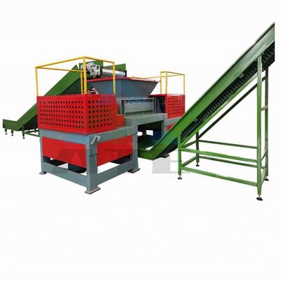 Industriële machines voor de behandeling van afval van hout, metaal en kunststof