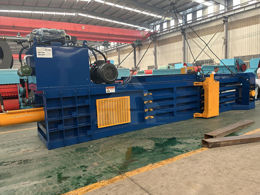 8000 kg capaciteit horizontale balermachine voor plastic flessen kledingblikken verpakking