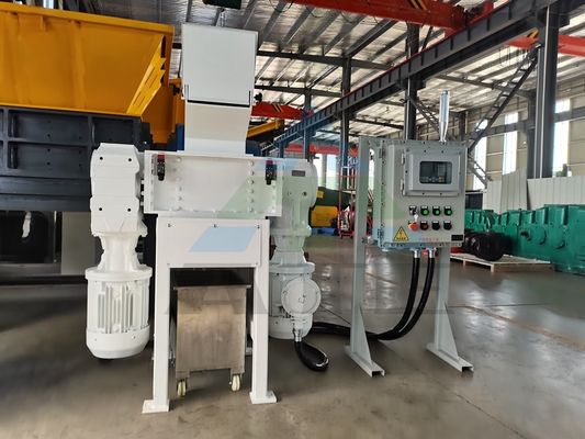 Multifunktioneel 600 Vier-achtige versnipper voor industrieel karton en tabakbladeren