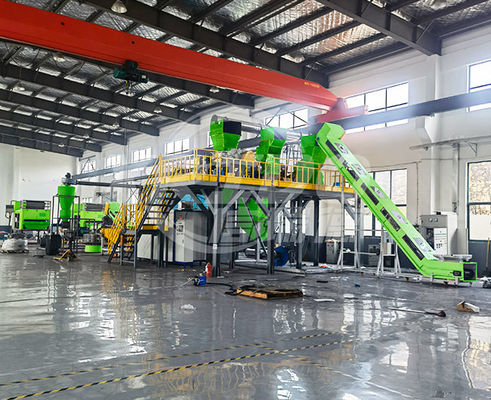 PV-celschrootverbranding, verplettering, sortering, recyclingmachine voor afval van zonnepanelen