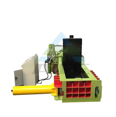 20500*2000*1200 mm Compressiecamera Grootte Metalen baler voor blokpers van schrootstaal