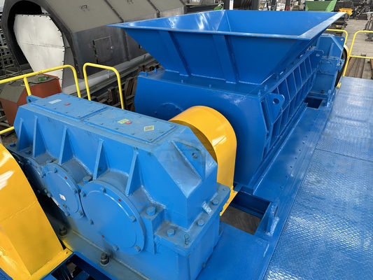 Dubbele schacht shredder voor metaal-plastic recycling 5000 kg Gewicht 1-10 cm Eindproduct