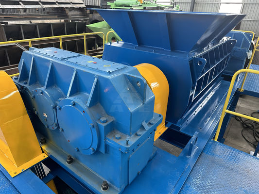 Dubbele schacht metalen versnippermachine voor aangepaste recycling in verschillende industrieën