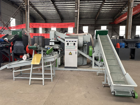 Makkelijke bediening Automatische rijstmachine met gedroogd koper voor het recyclen van kabeldraadgranulaat