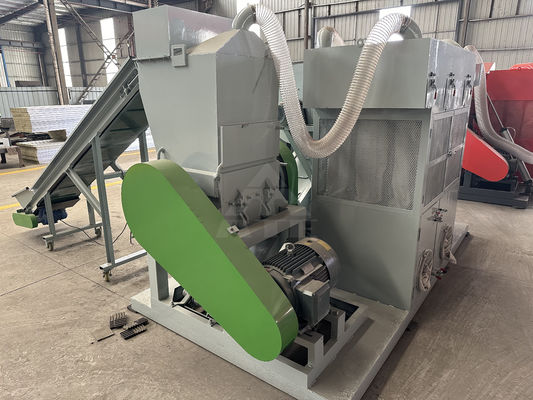 Makkelijke bediening Automatische rijstmachine met gedroogd koper voor het recyclen van kabeldraadgranulaat