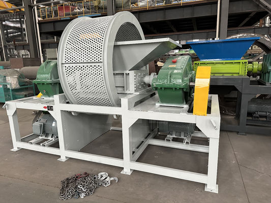 Warm plastic trommel afvalschroefmachine Dubbele schachtbandschroefmachine voor autoreifen