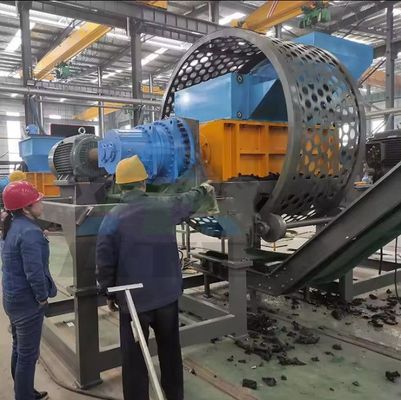 Volledig automatische gebruikte banden recycling Shredder Machine Productielijn voor afvalbanden
