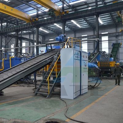 Hoogproductieve aanpasbare recyclageapparatuur voor vrachtwagenbanden met rubberen bandensnipper