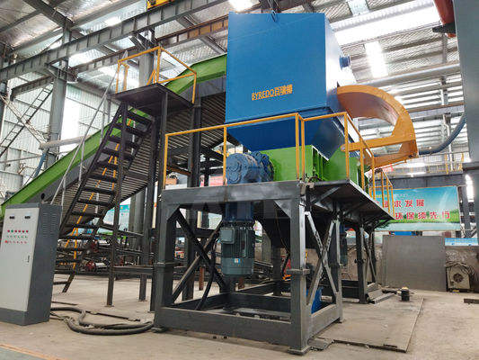 Dubbele schacht versnipper voor metaalschroot en huishoudelijk plastic 1-10 cm Eindproduct