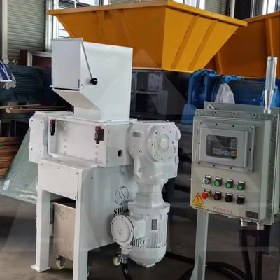 Op maat gemaakte vierastige multifunctioneel plastic filmschroefmachine voor metaalrecycling