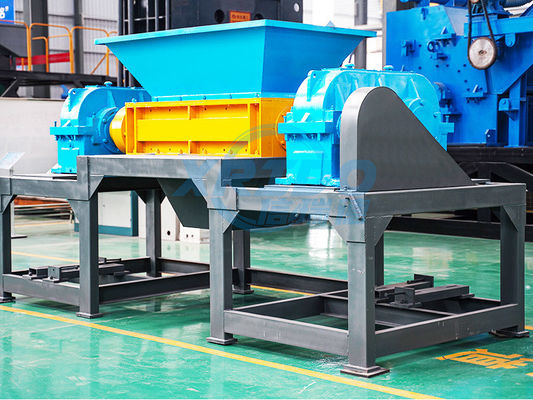 Metalen schrootmachine voor het breken van metaal