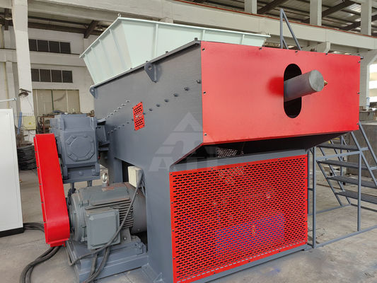 Afbeelding van de klant Eénastig gebruikte plastic versnippermachine voor stofrecycling
