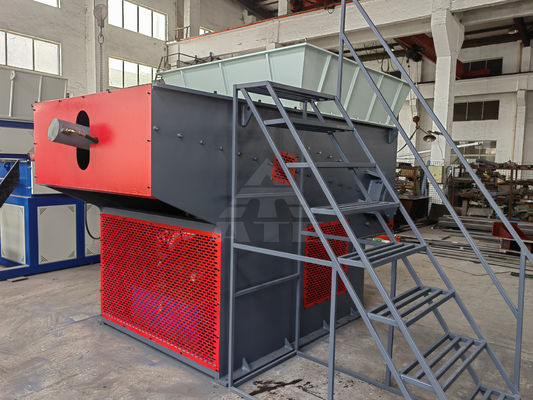 Afbeelding van de klant Eénastig gebruikte plastic versnippermachine voor stofrecycling
