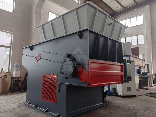 Afbeelding van de klant Eénastig gebruikte plastic versnippermachine voor stofrecycling