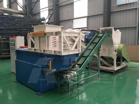 300-500 kg/uur Productiecapaciteit Eenastige mini karton- en plastic rubbershredder