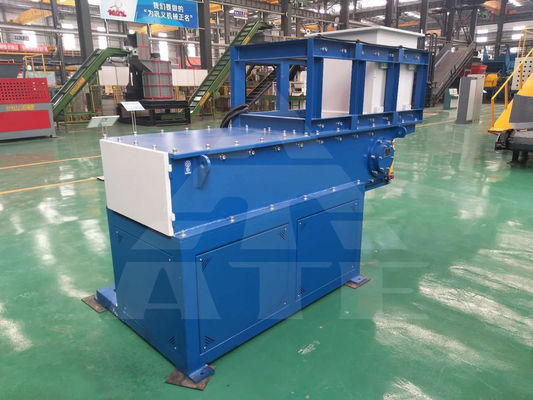 2850kg Single Shaft Waste Cardboard Shredder voor hout plastic metaal in India Voordeel
