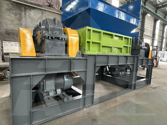 Dubbele schacht glasfles hamer metaalschroot shredder crusher machine 0,5T gewicht