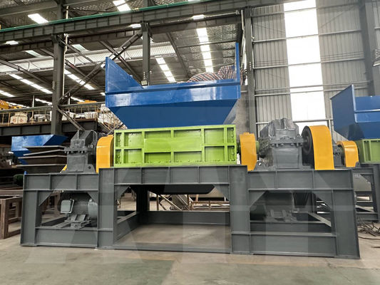 Dubbele schacht glasfles hamer metaalschroot shredder crusher machine 0,5T gewicht
