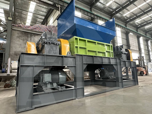 Schrootmachine voor het schrobben van metaal, kunststof en houtglas voor de recycling van afvalstoffen in verschillende industrieën