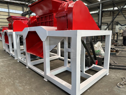 Aanpassing Multifunctionele afvalschroefmachine met dubbele schacht met metaalschroot