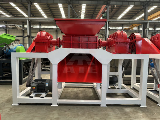 Aanpassing Multifunctionele afvalschroefmachine met dubbele schacht met metaalschroot