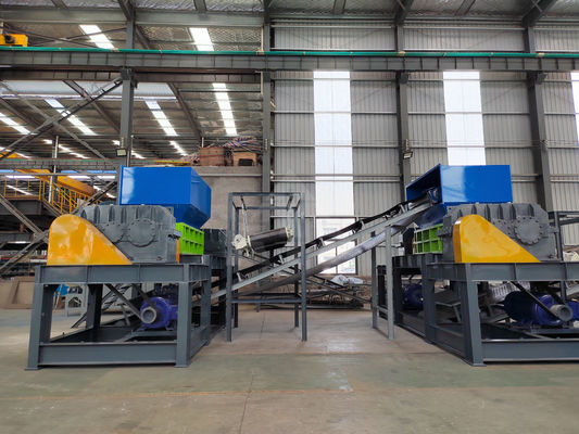 Plastic stoelen schroot metaalcrusher shredder met motor beroemde dubbele as schuim shredder