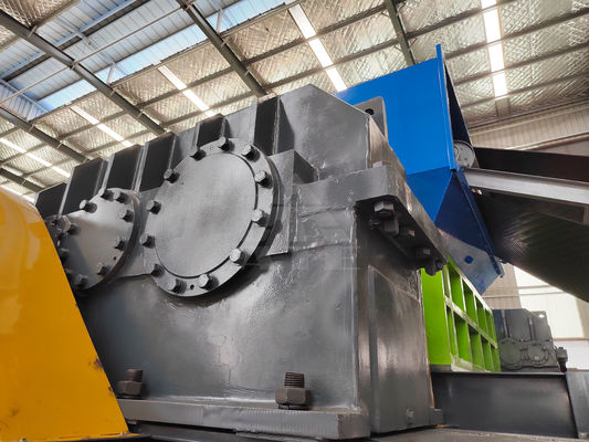 Metalen dubbele schacht versnipper voor zwaar schroot afval plastic eindproduct 1-10 cm Output