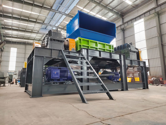 200-2200 mm Input Size Automatic Scrap Metal Plastic Shredder voor het recyclingproces