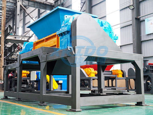 Doppelschacht afvalplasticcrusher voor metaal auto ijzer staal plastic fles shredder