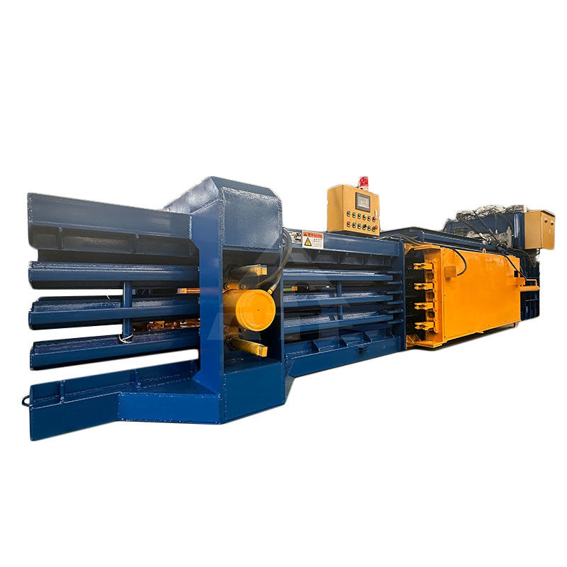 PET-flessenbalermachine voor horizontale balering van verpakkingsmateriaal en dranken