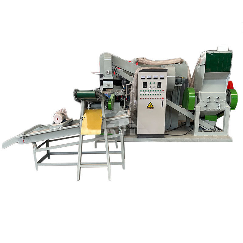 Recyclingmachine voor koperen rijst Koperdraad snijseparator in de productie-installatie