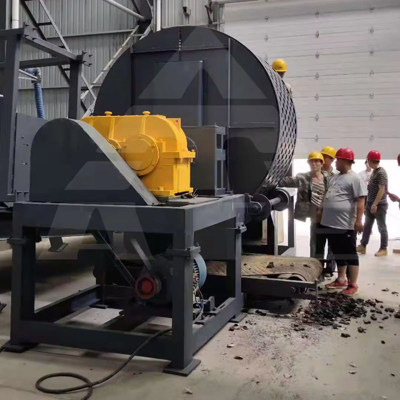 Grote dubbele schacht shredder voor afvalbanden aangepaste spanningsband recycling machine
