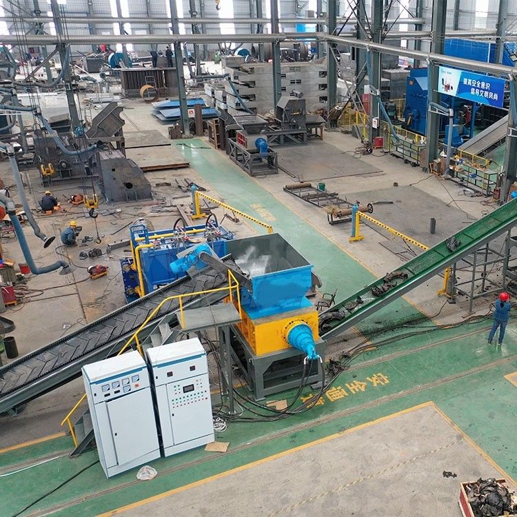 Recyclingmachine voor banden Dubbele schachtbandencrusher voor afvalrubber Autoreifen