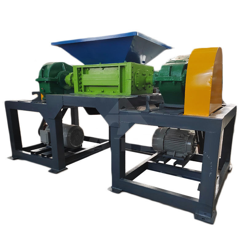 200-2200 mm Inlaatgrootte Dubbele schacht Hout plastic kartonnen versnipper met transportband